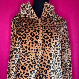 Cold Crush Pink Peach Leopard Fuzzy Soft Pull Over😻